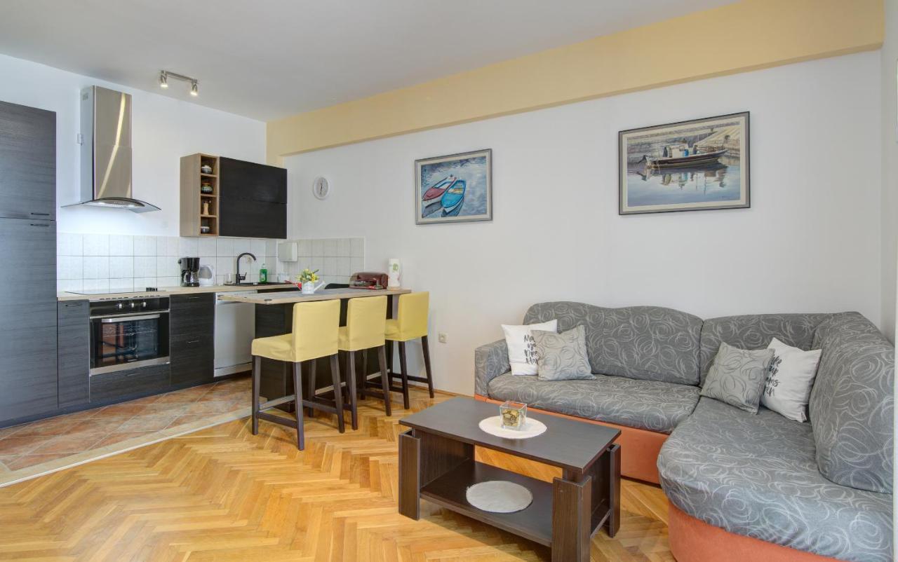 Apartment Riva Senj  Eksteriør billede